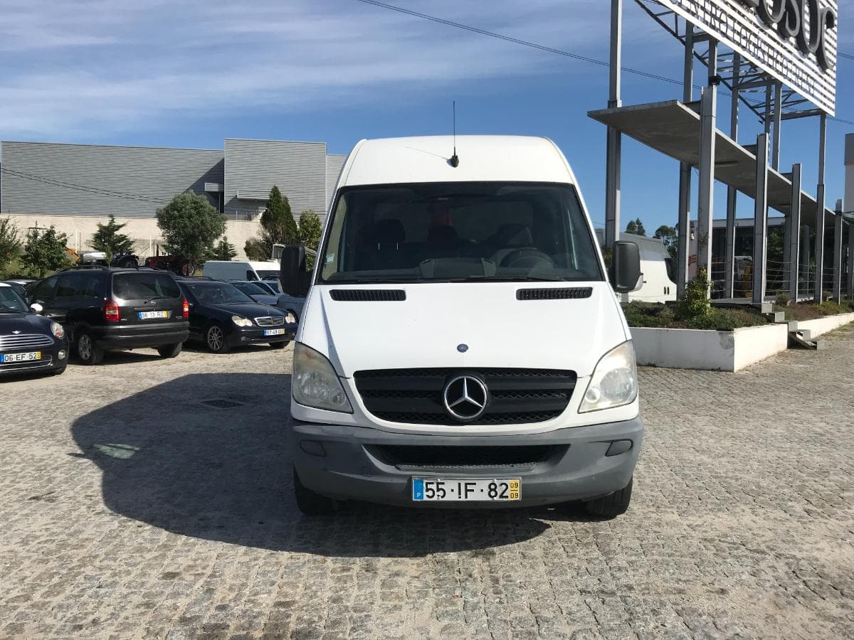 Mercedes-Benz Sprinter 316CDI· Ano 2009 — imagem 2