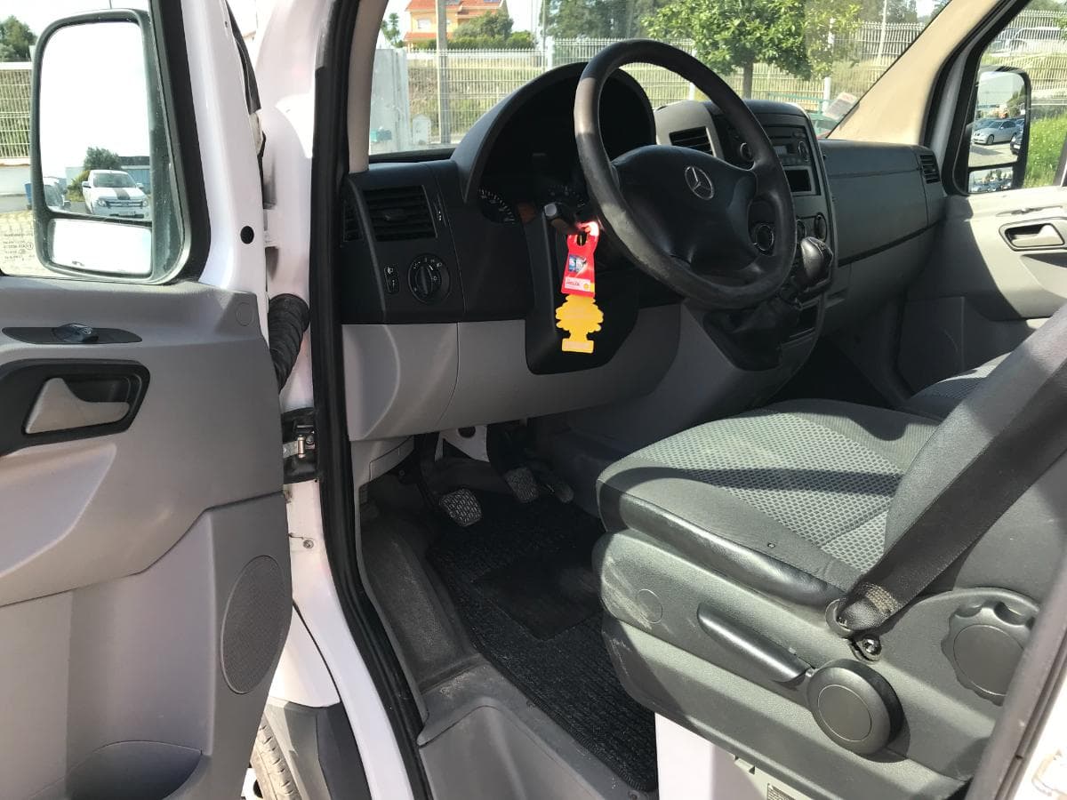 Mercedes-Benz Sprinter 316CDI· Ano 2009 — imagem 12