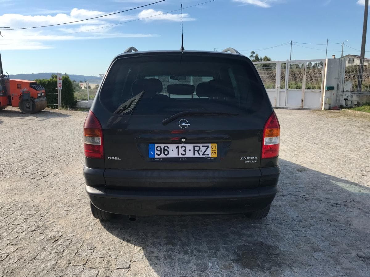 Opel Zafira · Ano 2001 — imagem 5