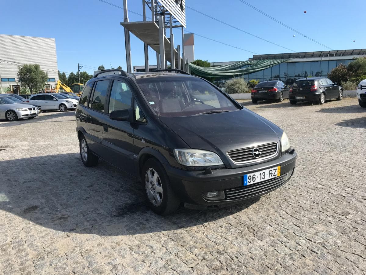 Opel Zafira · Ano 2001 — imagem 1
