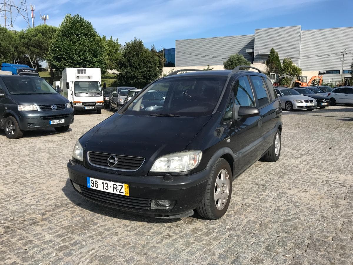 Opel Zafira · Ano 2001 — imagem 3