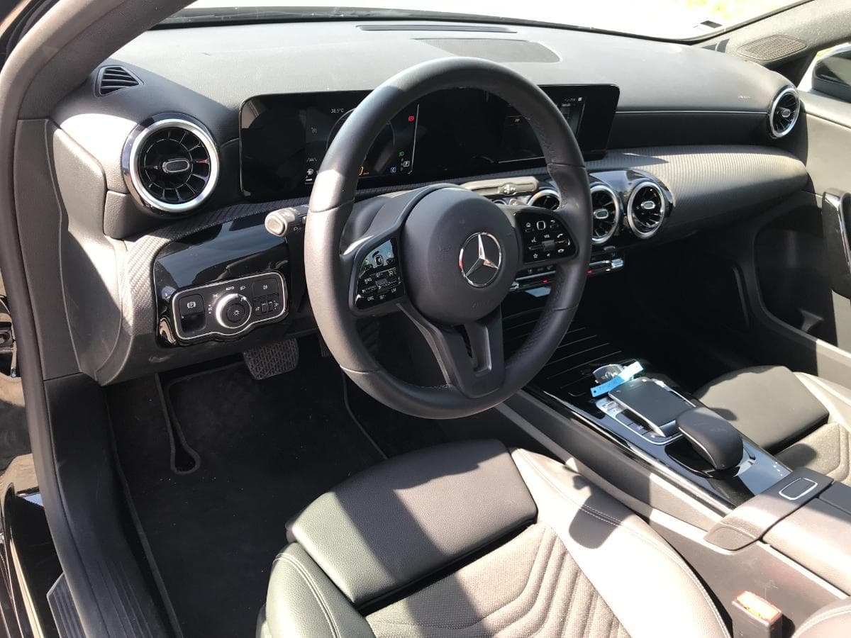 Mercedes-Benz A180D· Ano 2019 — imagem 20