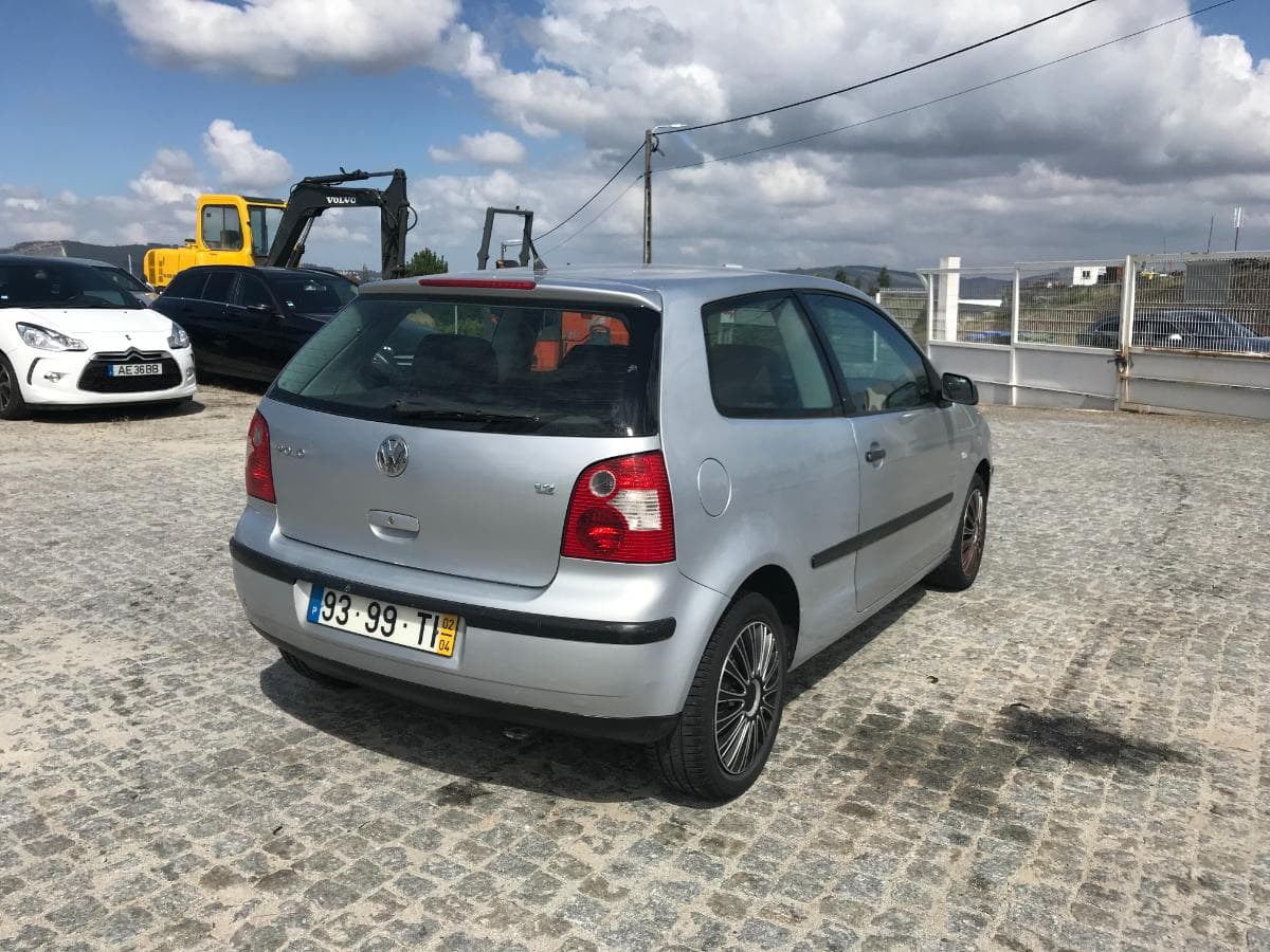 Volkswagen Polo 1.2 · Ano 2002 — imagem 4