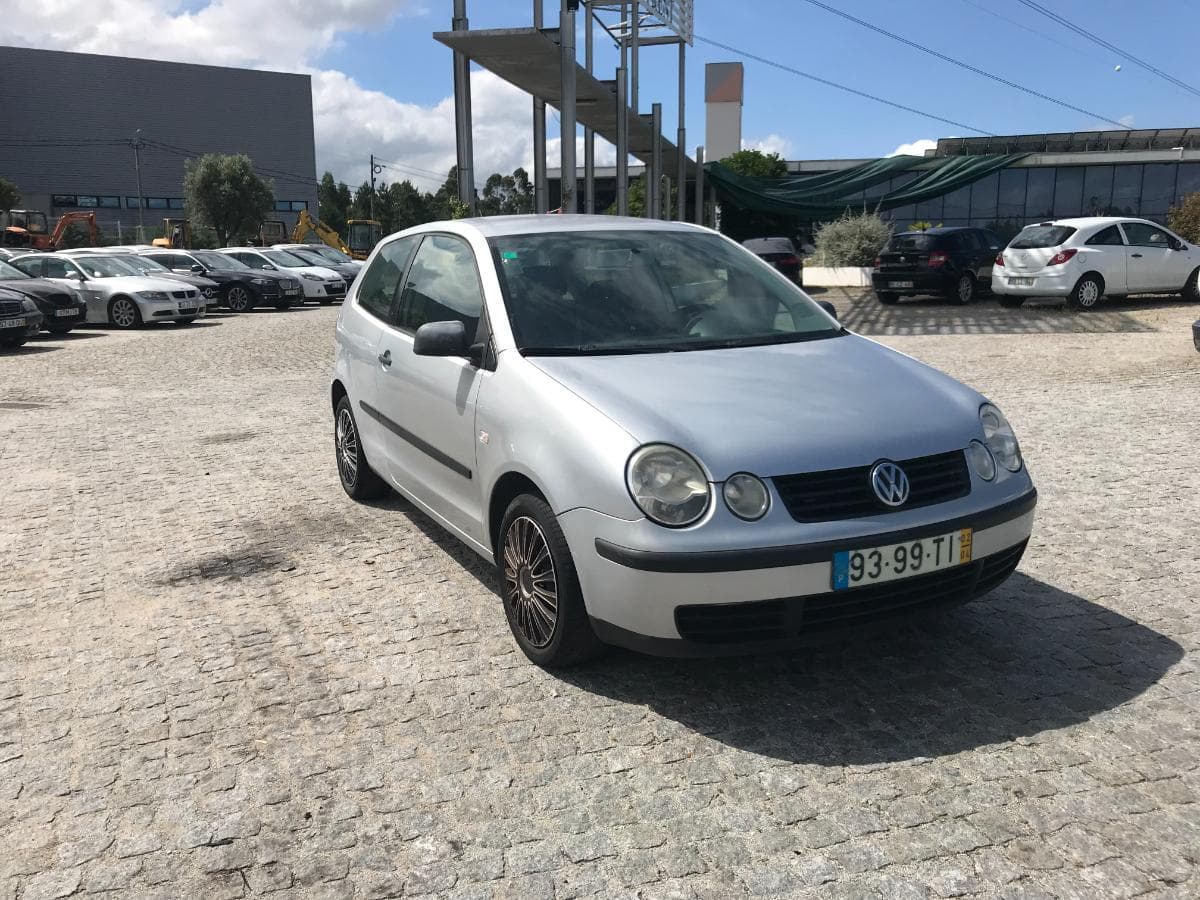 Volkswagen Polo 1.2 · Ano 2002 — imagem 1