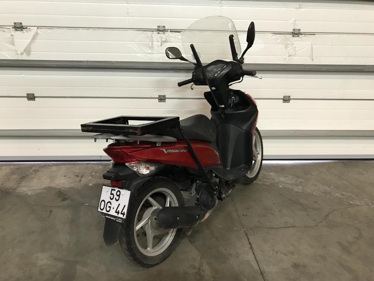 Honda Vision  · Ano 2013 — image 3