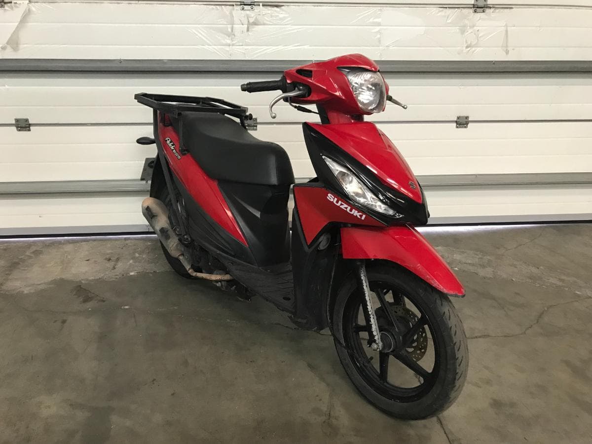 Suzuki Adress  · Ano 2015 — imagem 1