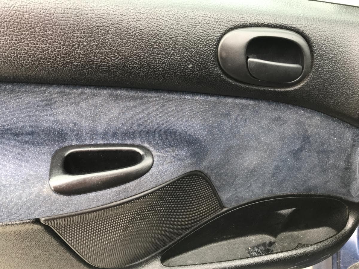 Peugeot 206 1.1i · Ano 1999 — imagem 21