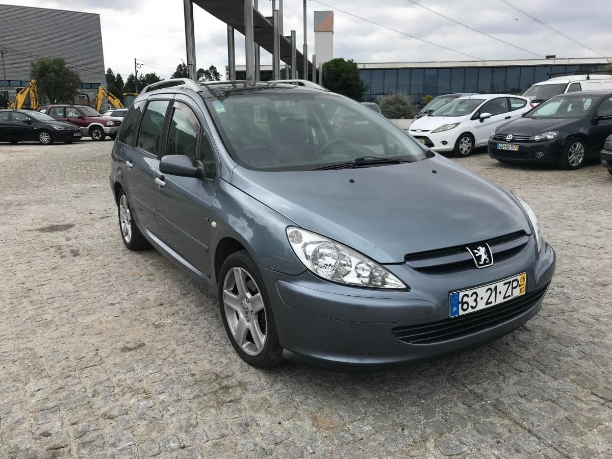 Peugeot 307 SW 2.0 HDI · Ano 2005 — imagem 1