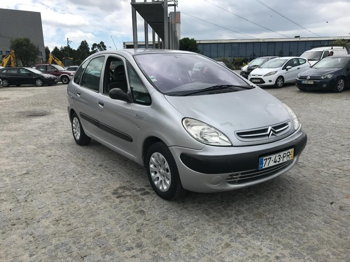 Citroën Xsara Picasso 2.0 HDI · Ano 2000 — imagem 1