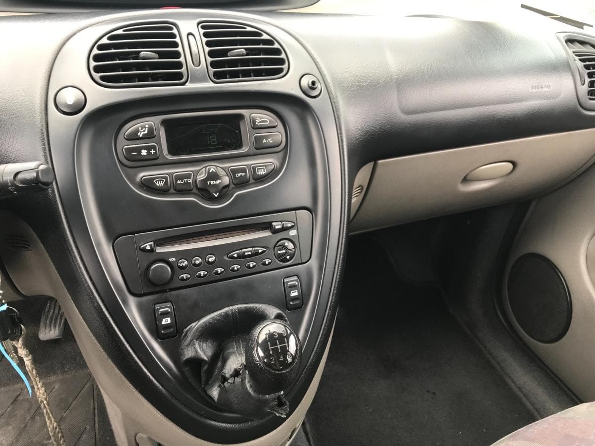 Citroën Xsara Picasso 2.0 HDI · Ano 2000 — imagem 16