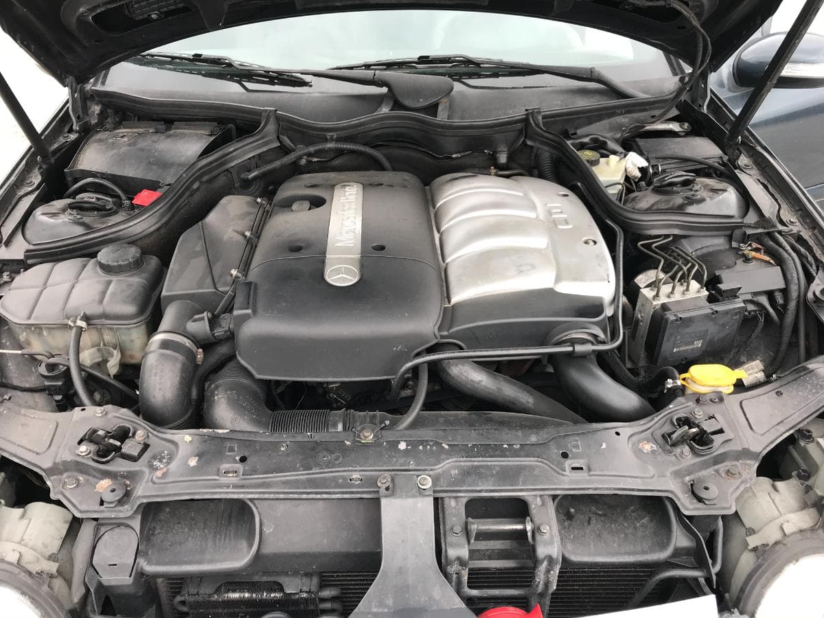 Mercedes-Benz C220 CDI · Ano 2001 — imagem 9
