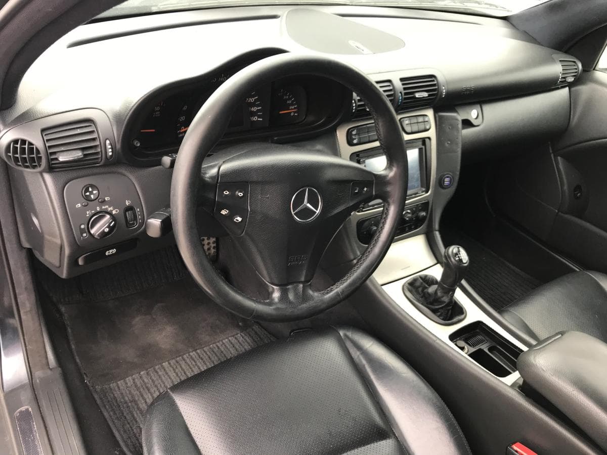 Mercedes-Benz C220 CDI · Ano 2001 — imagem 16