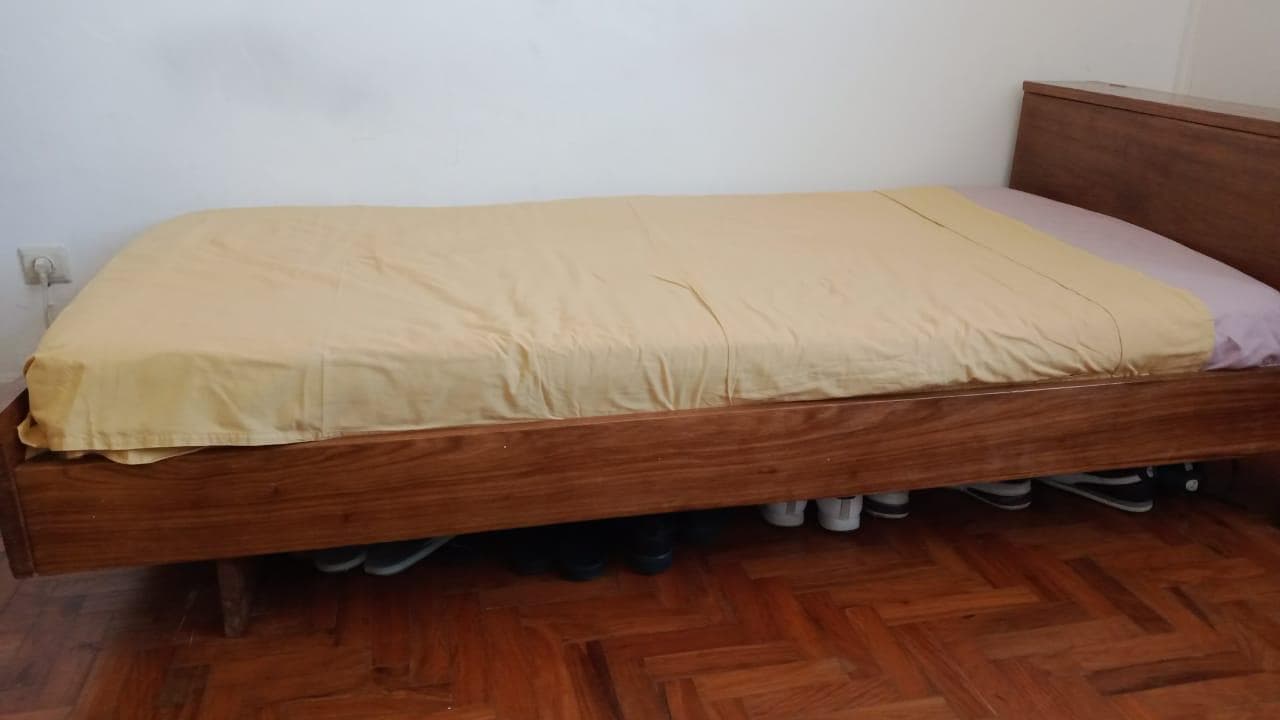 Cama de solteiro · — image 3