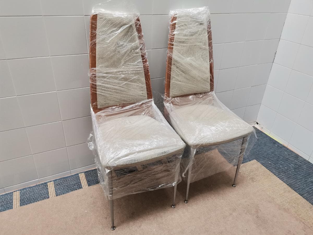 Chairs — image 3