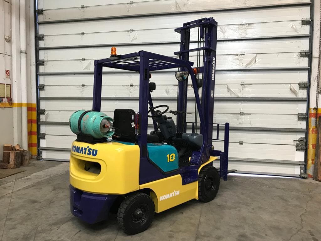 Empilhador Komatsu 1.800kg — imagem 3