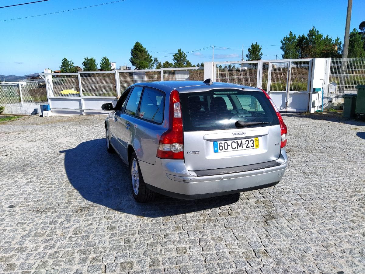 Volvo V50 1.6D · Ano 2006 — imagem 6