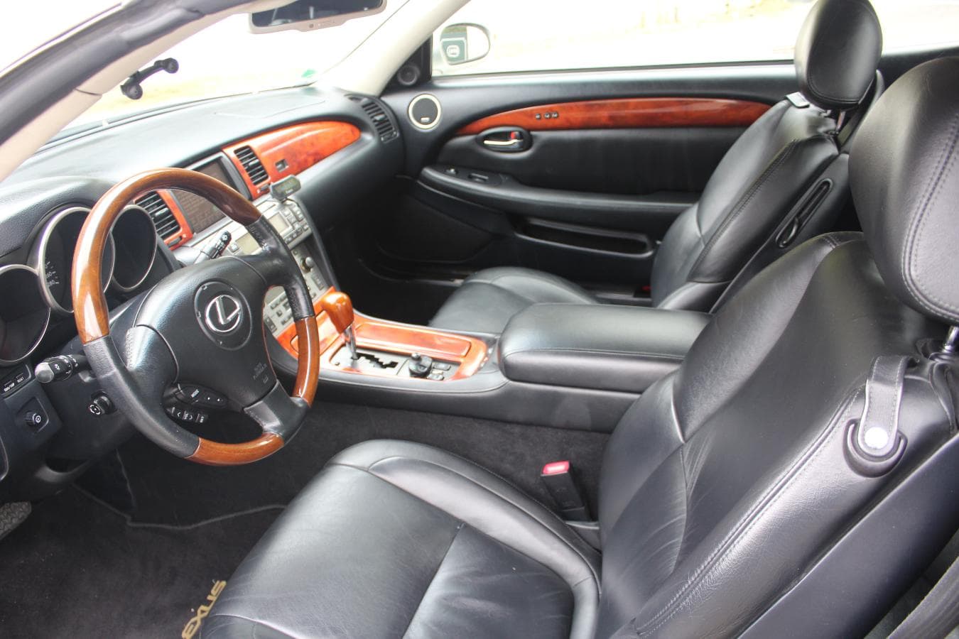 Lexus SC430 Cabrio · Ano 2001 — image 22