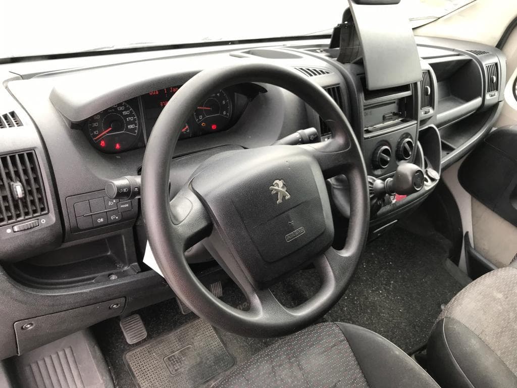Peugeot Boxer · Ano 2014 — imagem 23