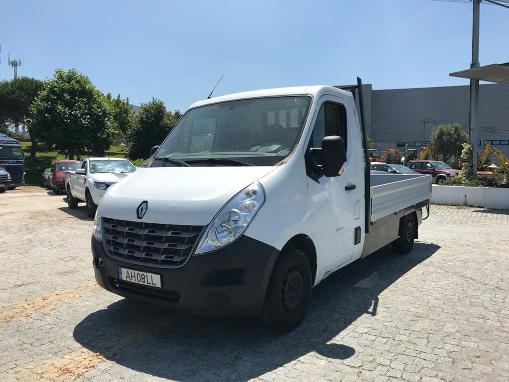 Renault Master · Ano 2013 — imagem 3
