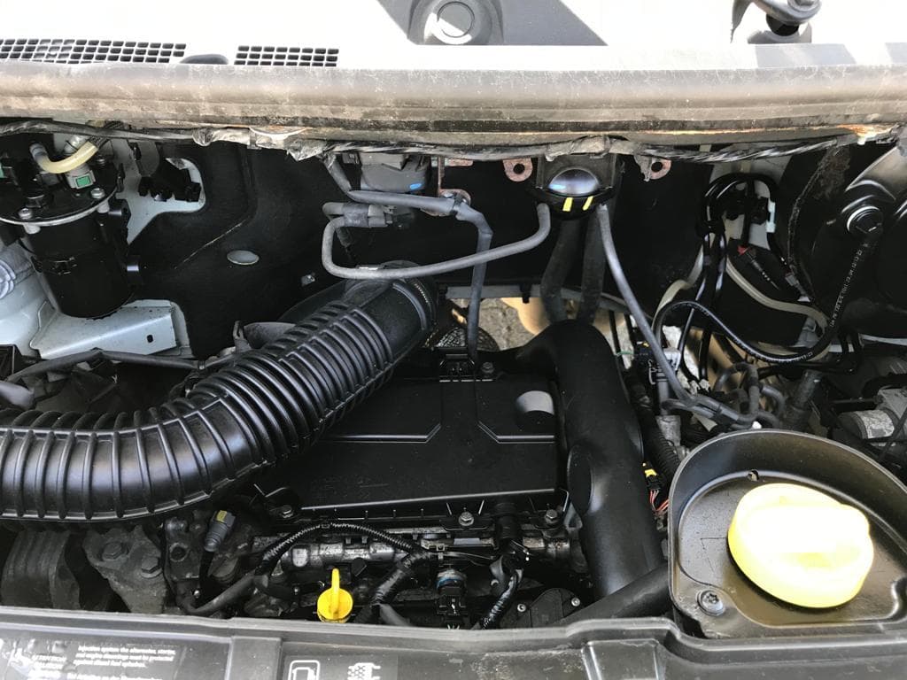 Renault Master · Ano 2013 — imagem 12