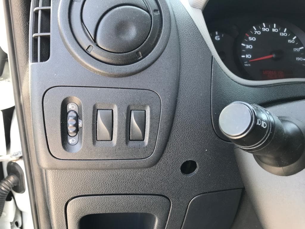 Renault Master · Ano 2013 — imagem 22
