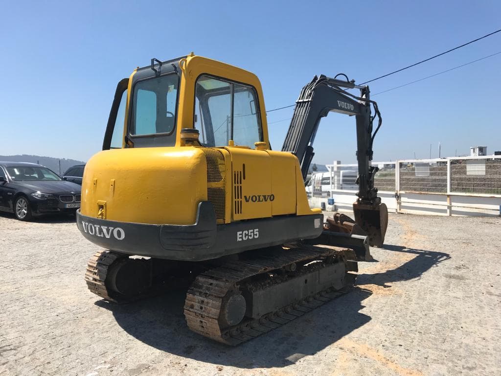 Mini Giratória Volvo EC 55 — imagem 4