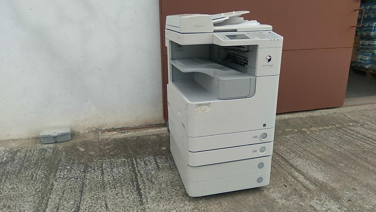 Material Informático ·