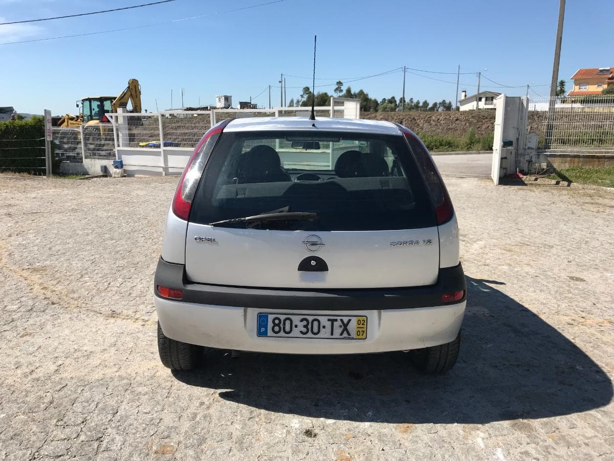 Opel Corsa · Ano 2002 — imagem 5