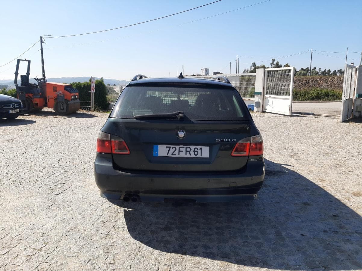BMW 530D · Ano 2006 — imagem 5