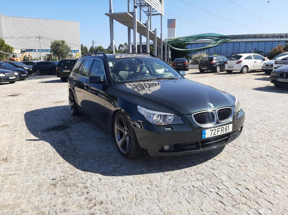 BMW 530D · Ano 2006 — imagem 1