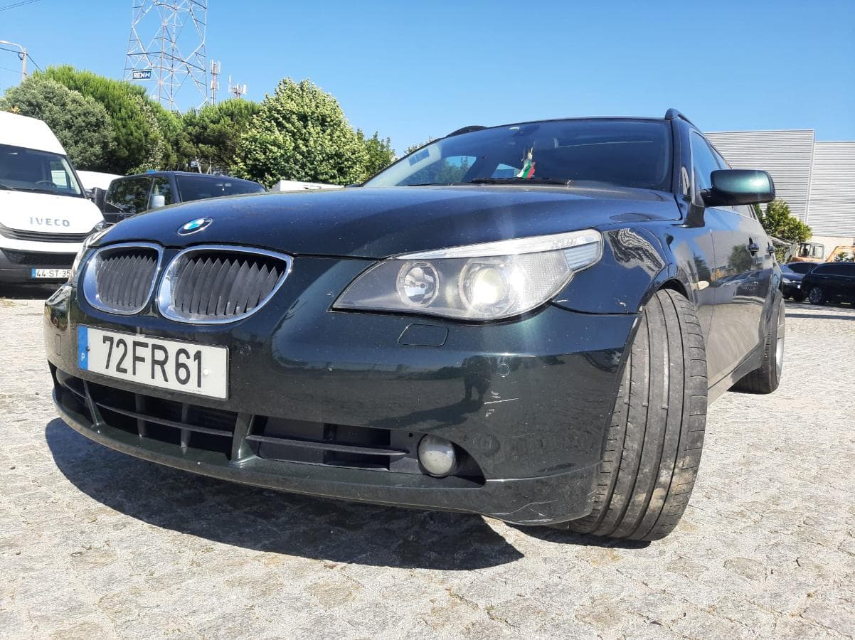 BMW 530D · Ano 2006 — imagem 8
