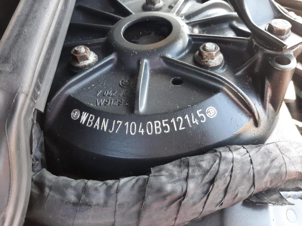 BMW 530D · Ano 2006 — imagem 13