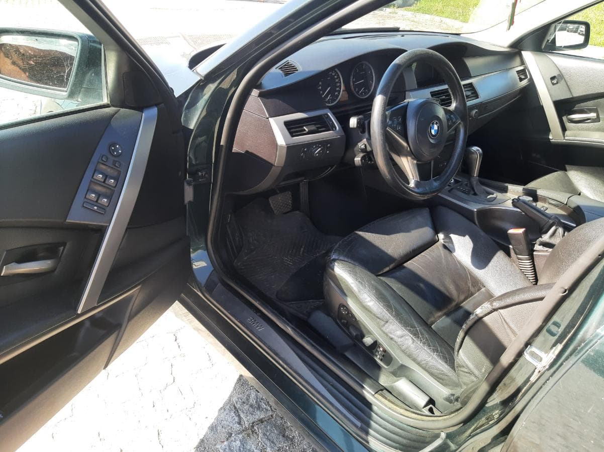 BMW 530D · Ano 2006 — imagem 15