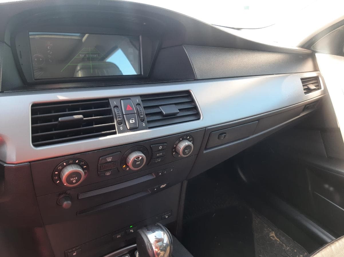 BMW 530D · Ano 2006 — imagem 19