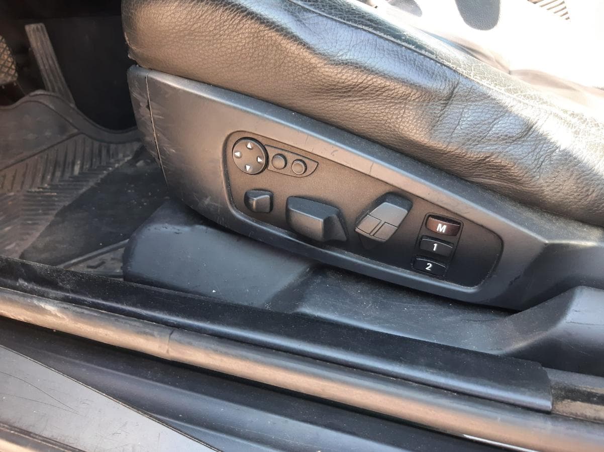 BMW 530D · Ano 2006 — imagem 24