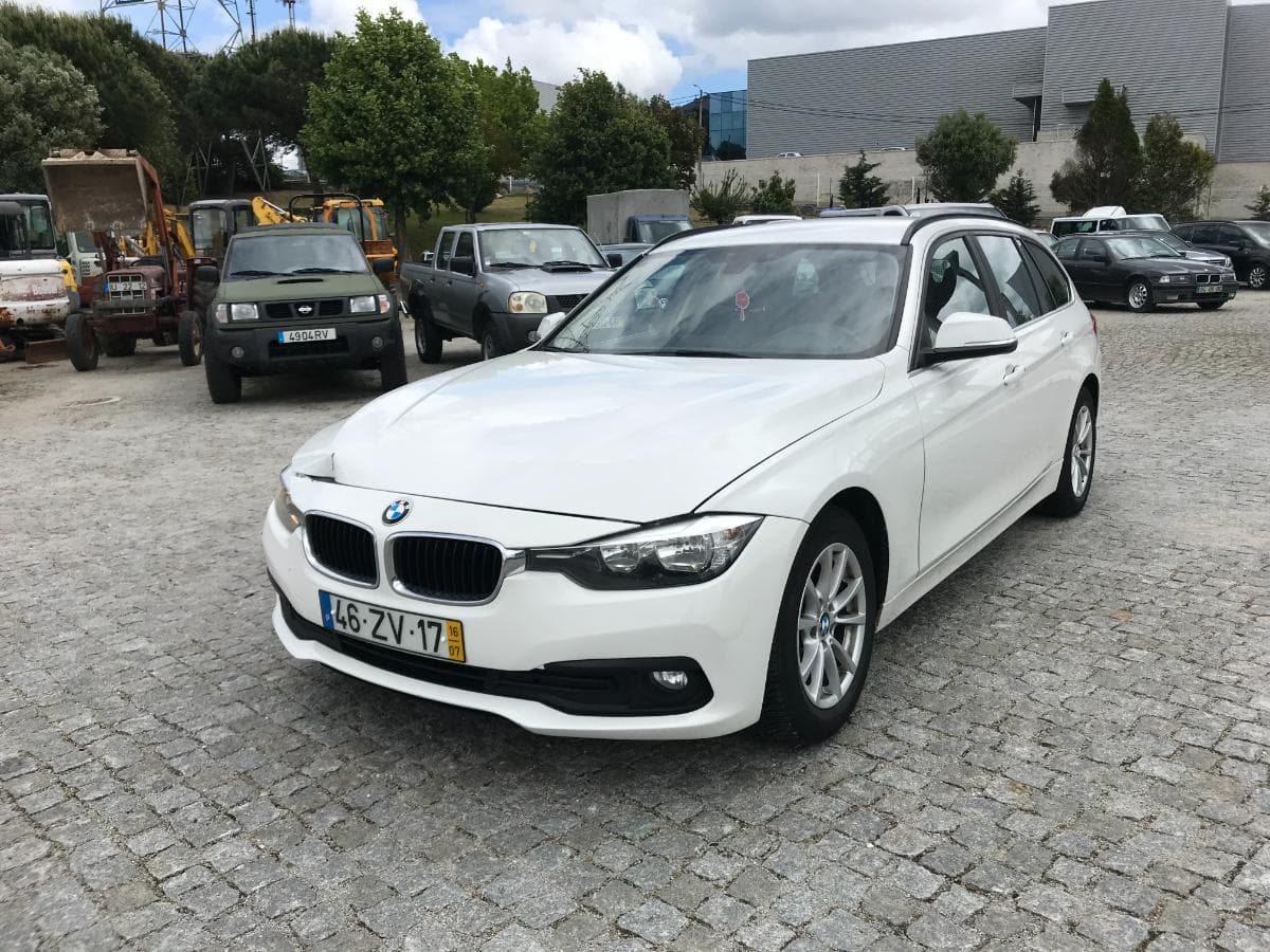 BMW 318D · Ano 2016 — imagen 3