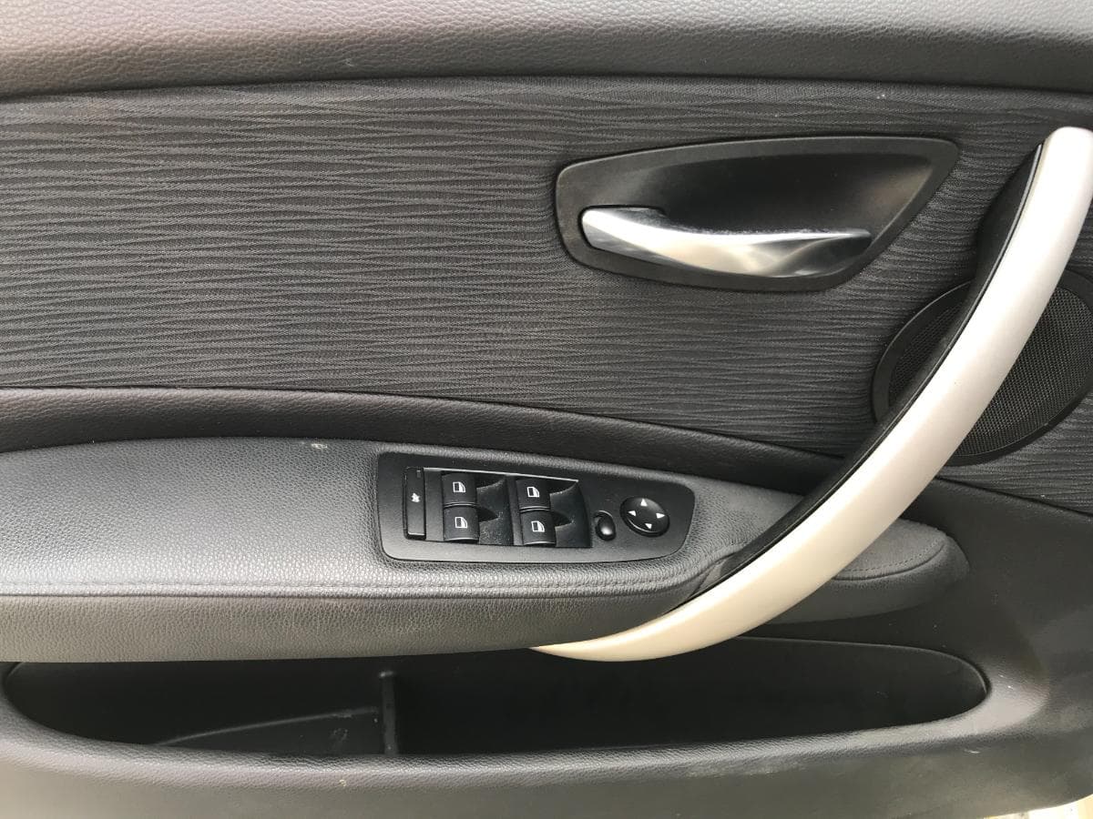 BMW 120D · Ano 2011 — imagem 19