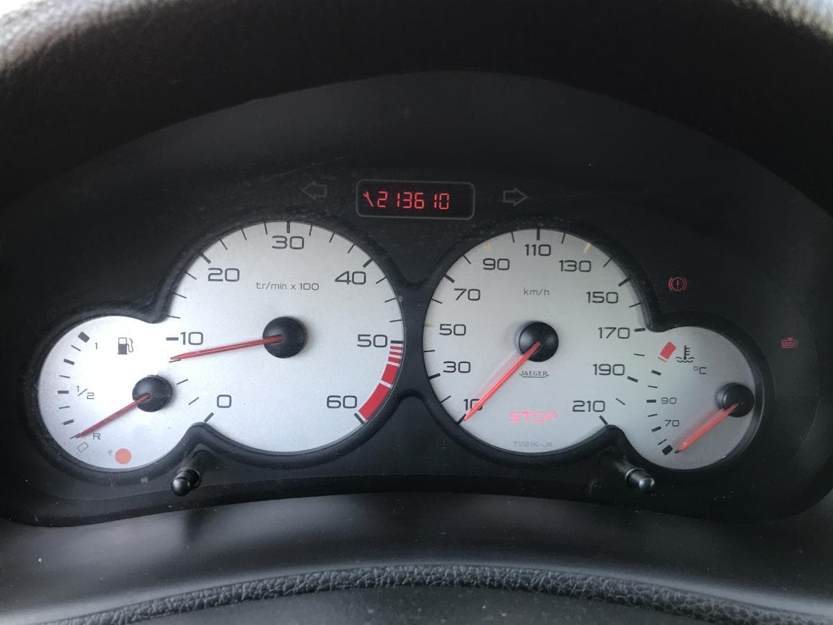 Peugeot 206 SW 1.4 HDI · Ano 2002 — imagem 27