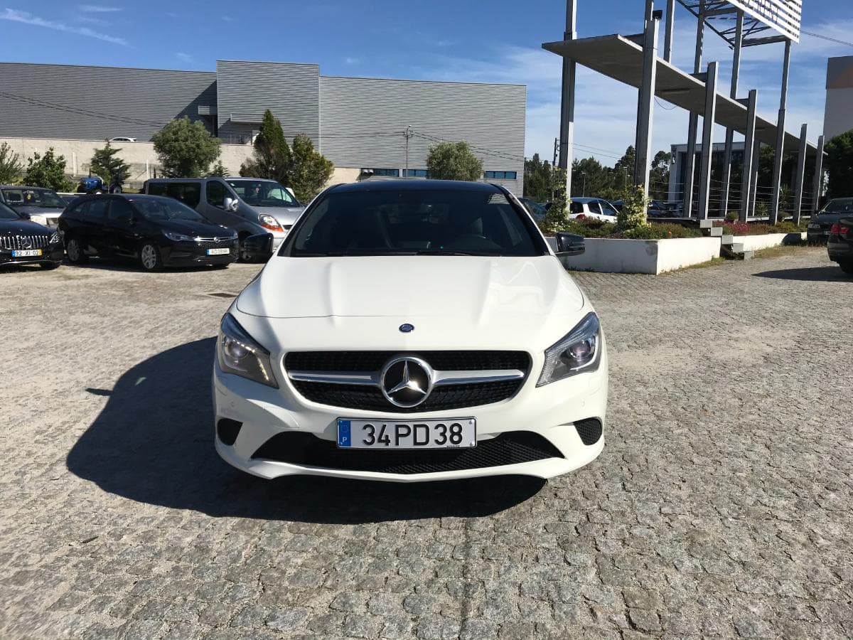 Mercedes-Benz CLA 180 CDI Coupé · Ano 2014 — image 2