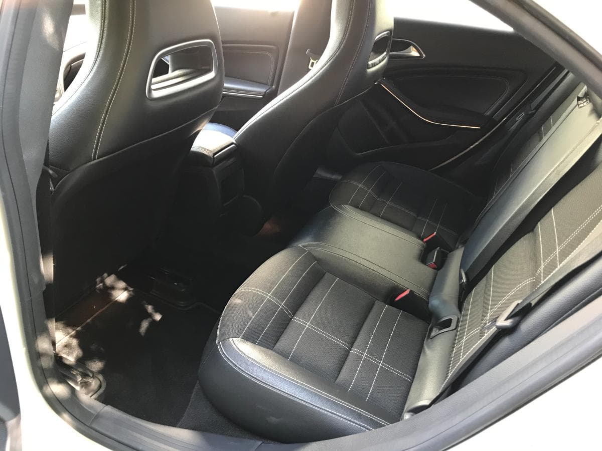 Mercedes-Benz CLA 180 CDI Coupé · Ano 2014 — image 15