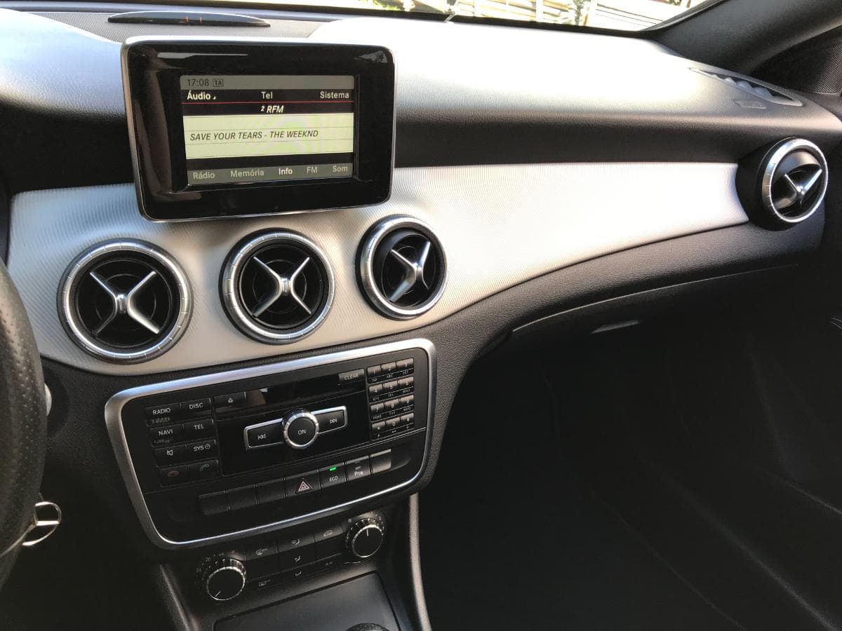 Mercedes-Benz CLA 180 CDI Coupé · Ano 2014 — image 22