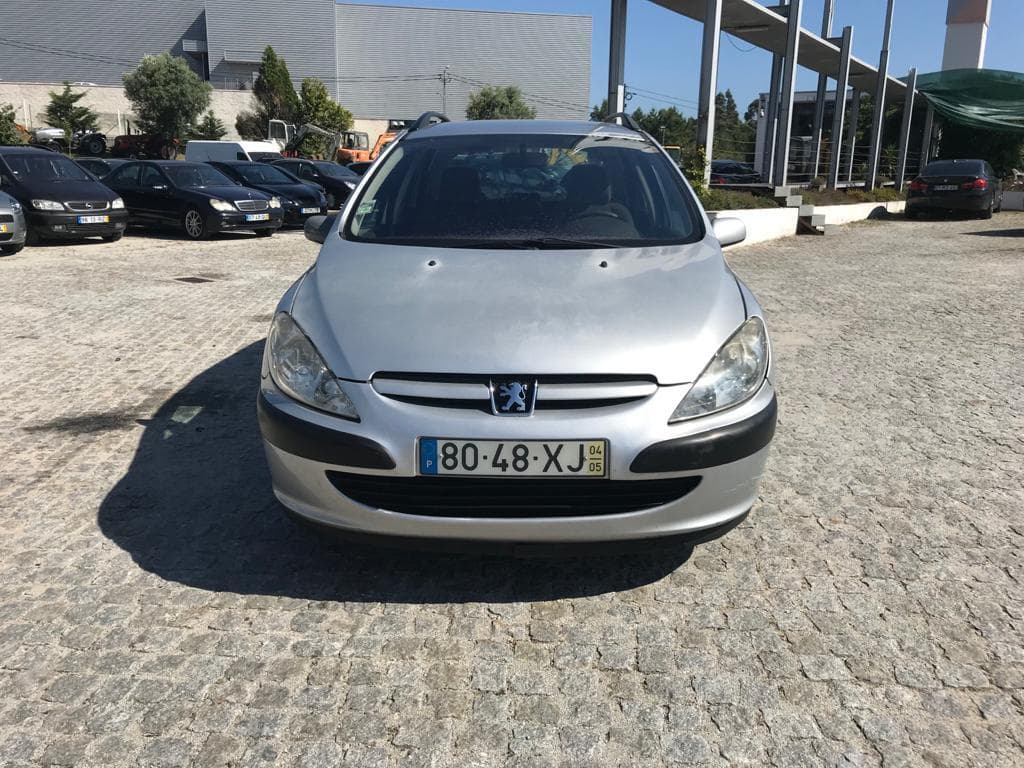Peugeot 307 · Ano 2004 — imagem 2