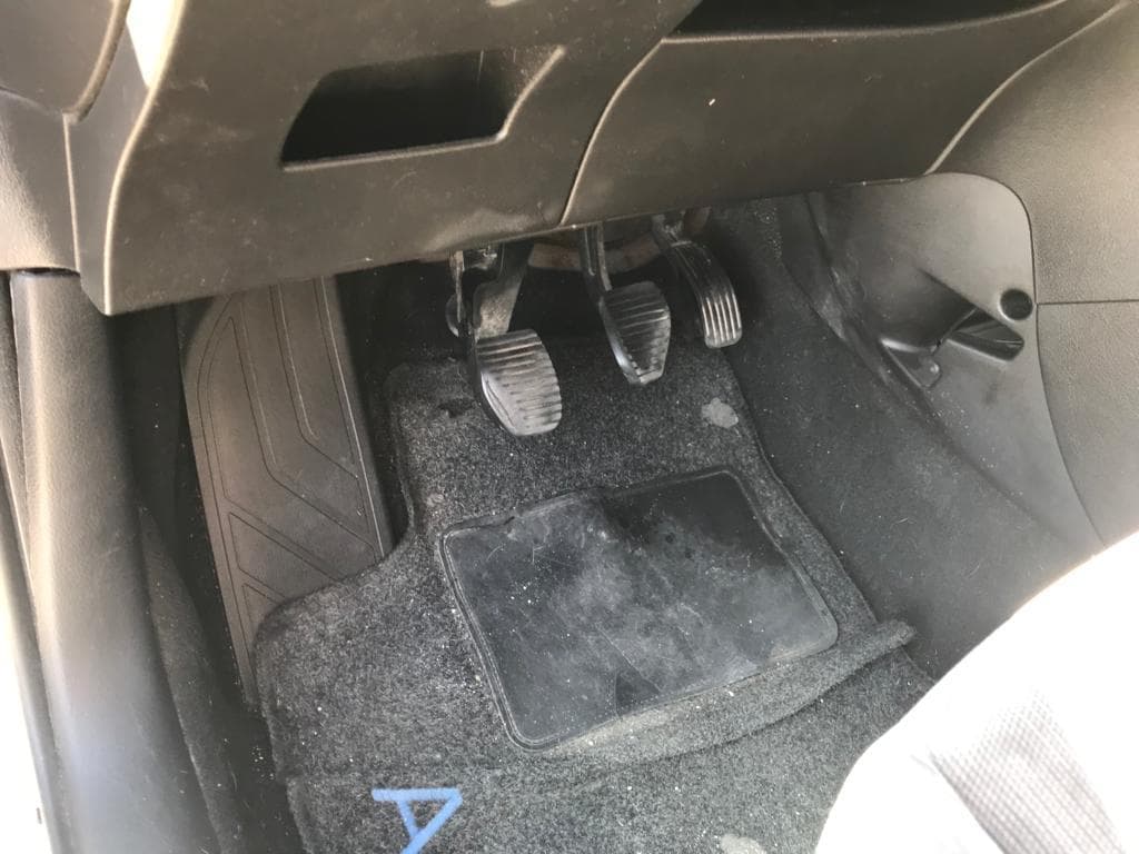 Peugeot 307 · Ano 2004 — imagem 18