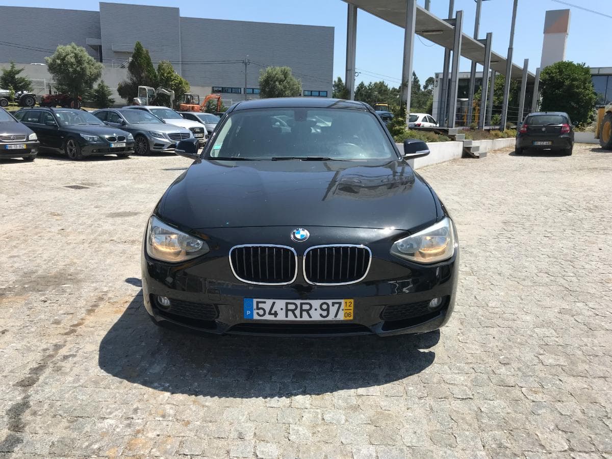 BMW 116D · Ano 2012 — image 7