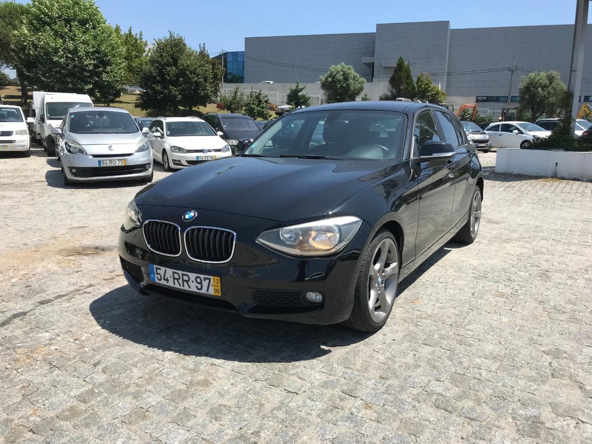 BMW 116D · Ano 2012 — image 6