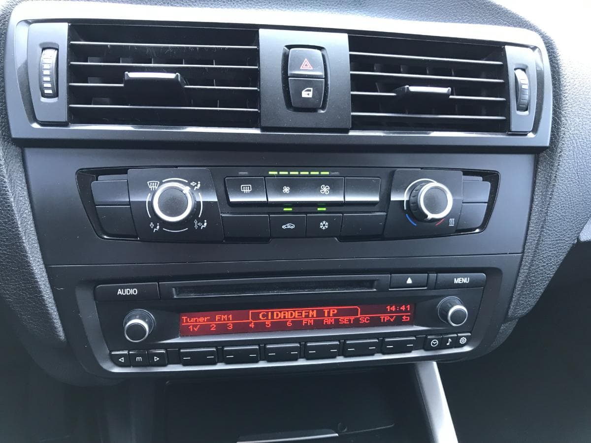 BMW 116D · Ano 2012 — image 16