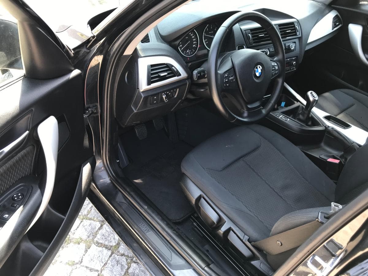 BMW 116D · Ano 2012 — image 12