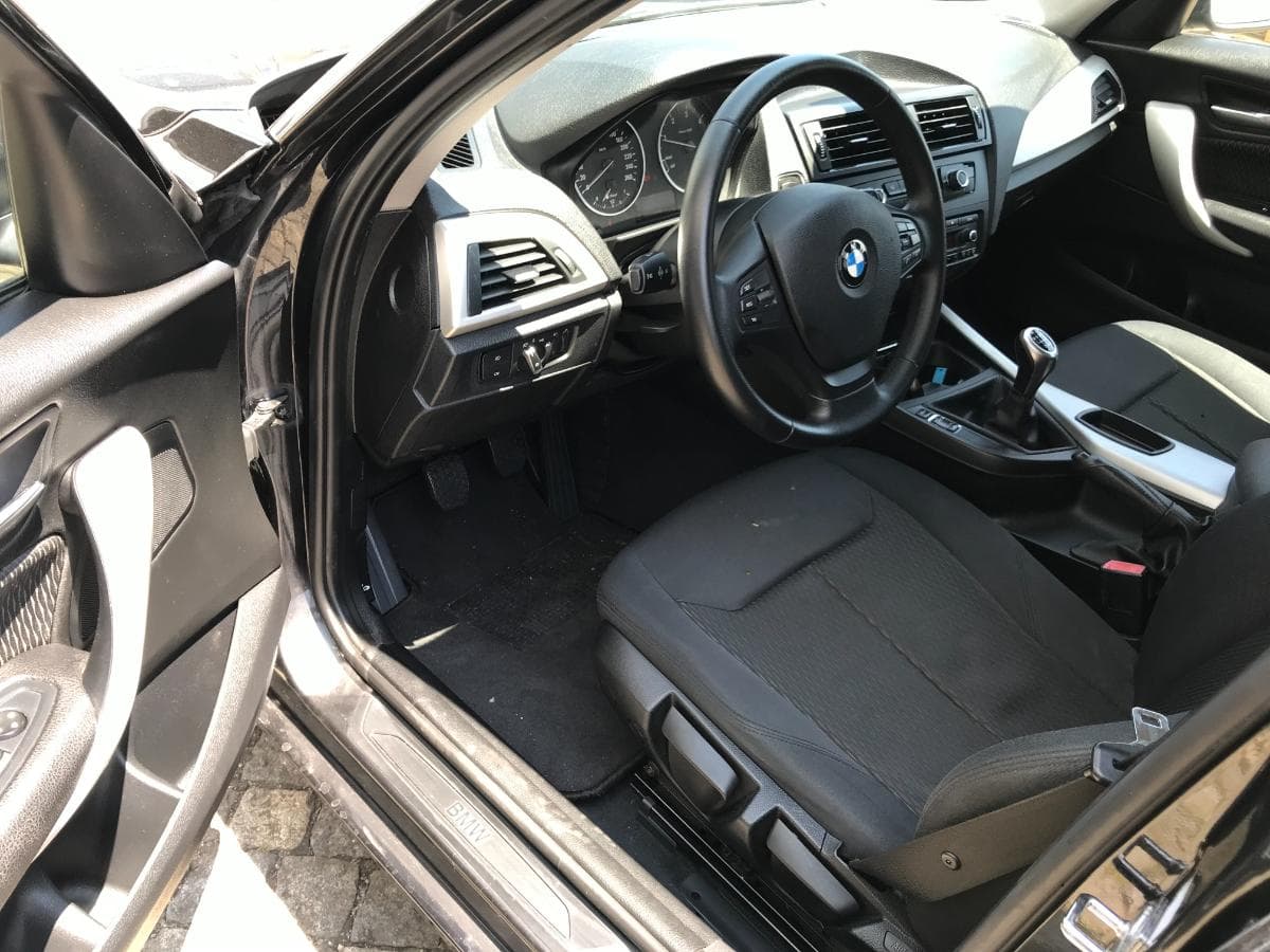 BMW 116D · Ano 2012 — image 25