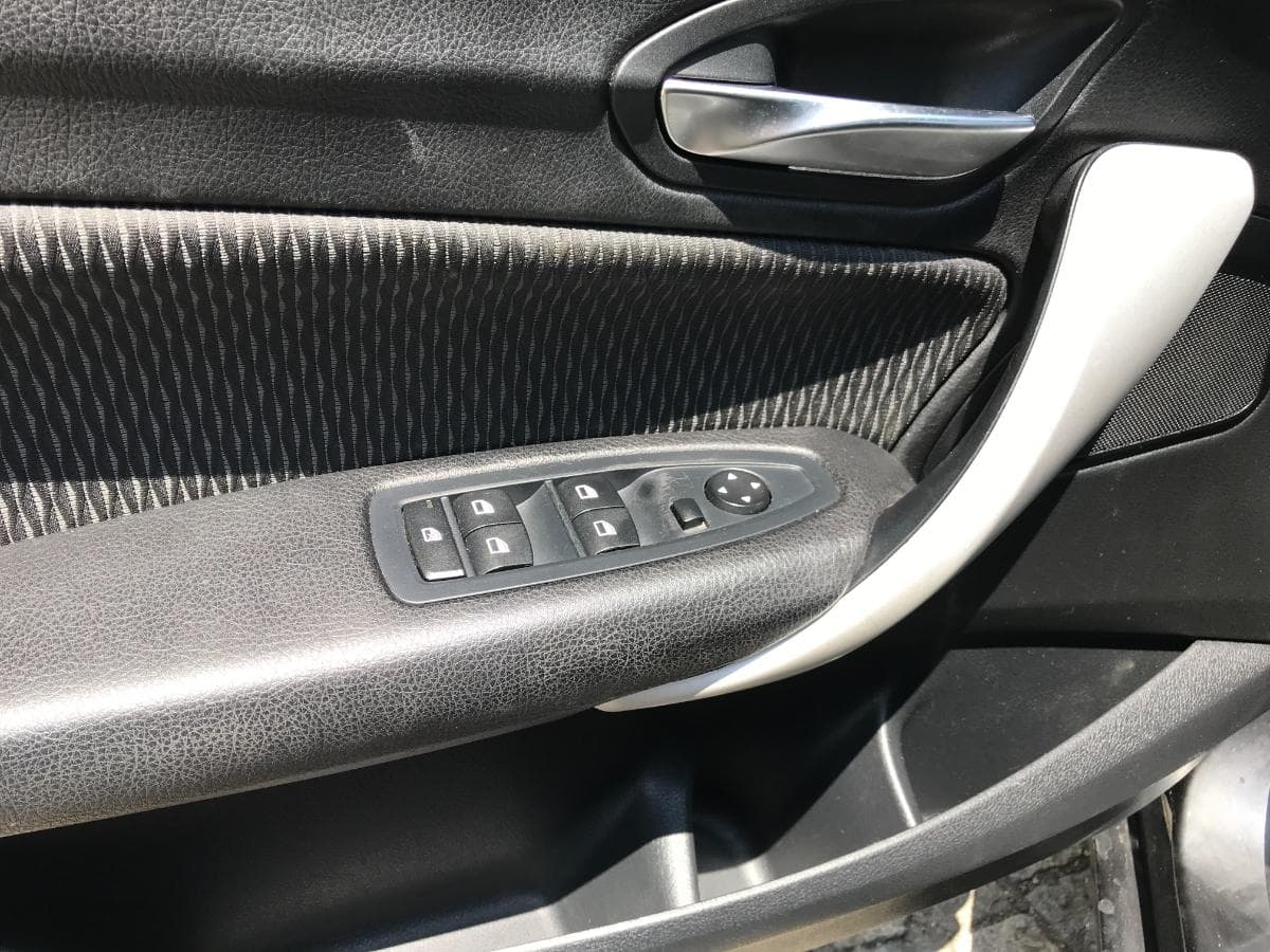 BMW 116D · Ano 2012 — image 26