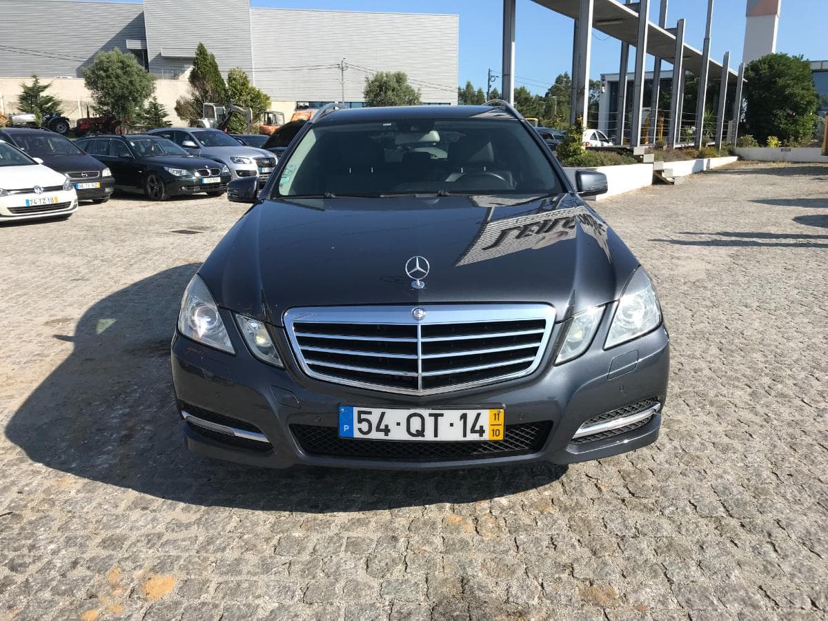 Mercedes-Benz E 220 CDI · Ano 2011 — image 2